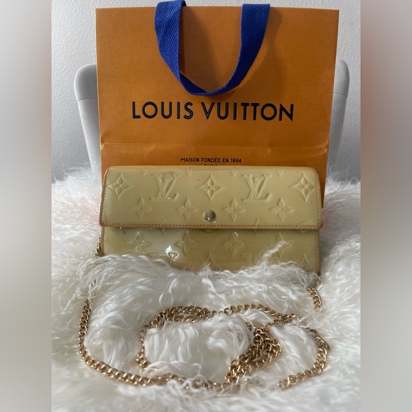 Louis Vuitton Cream Wallet with Gold Chain